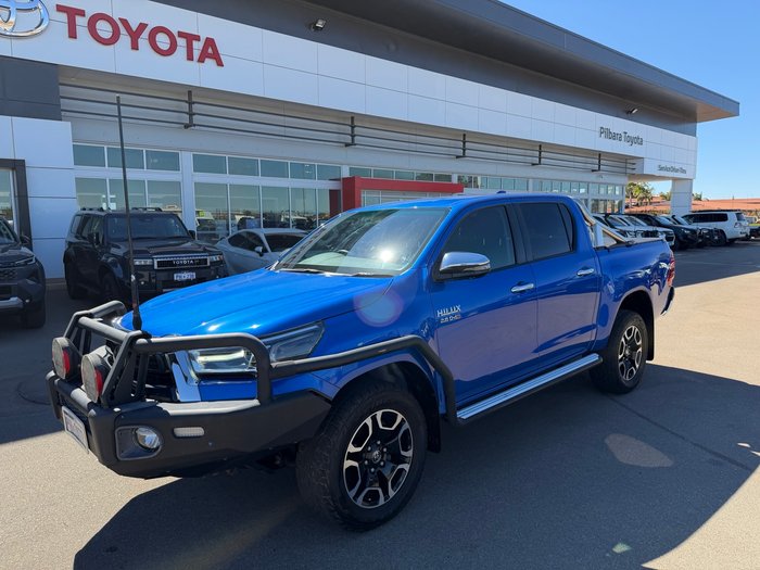 2022 Toyota Hilux SR5 Blue