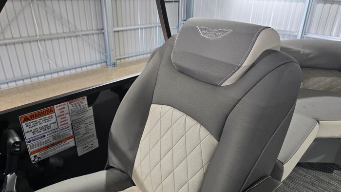 2024 BENNINGTON 21L 21L MIDNIGHT BLACK