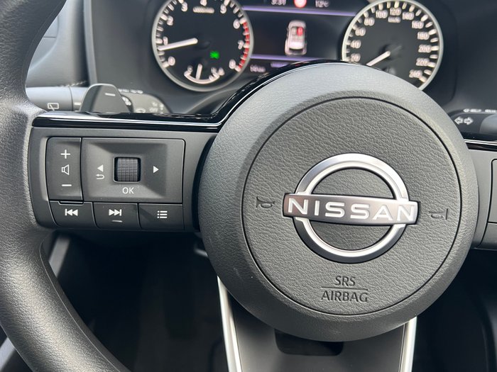 2025 Nissan X-TRAIL ST 2WD