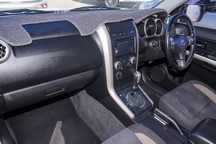 2015 Suzuki Grand Vitara Sport