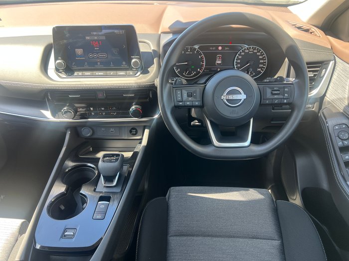 2025 Nissan X-TRAIL ST 2WD