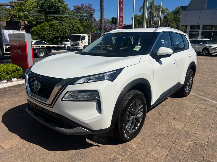 2025 Nissan X-TRAIL ST 2WD