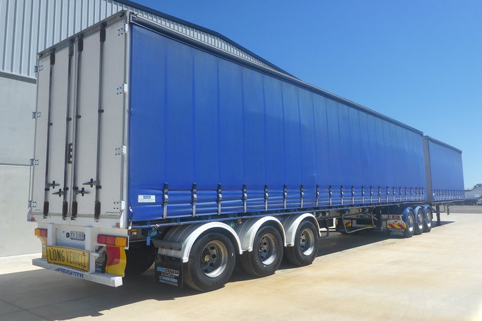 2006 Maxitrans 34 Pallet Curtainsider B Double Set