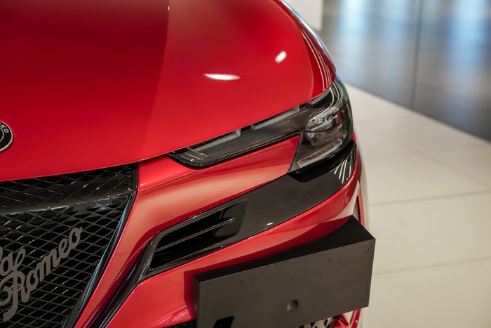 2025 Alfa Romeo Junior Elettrica