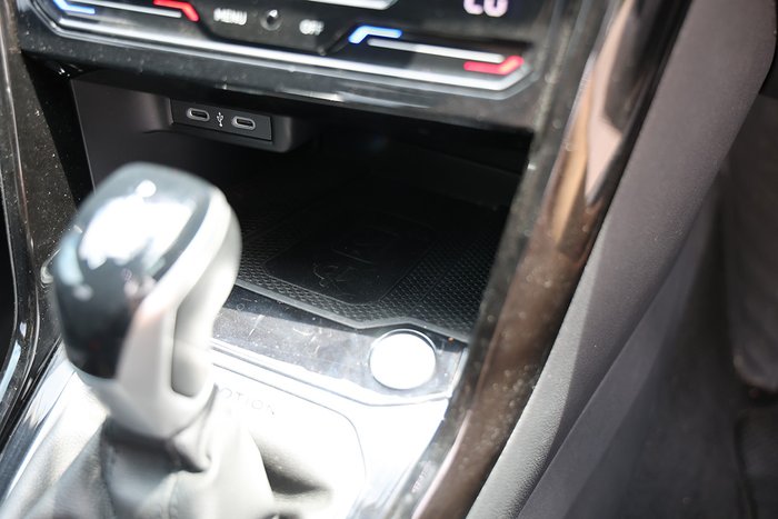 2023 Volkswagen T-Roc 140TSI R-Line