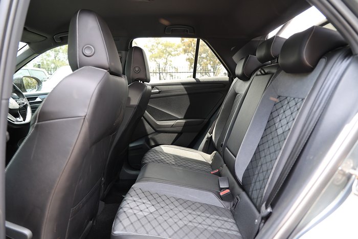 2023 Volkswagen T-Roc 140TSI R-Line