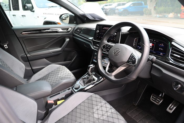 2023 Volkswagen T-Roc 140TSI R-Line