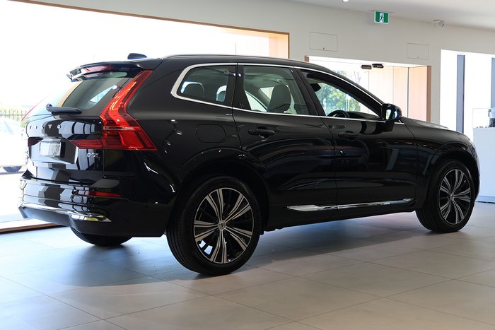 2024 Volvo XC60 Ultra B5 Bright