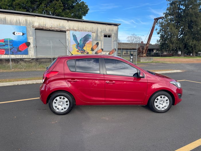 2015 HYUNDAI i20
