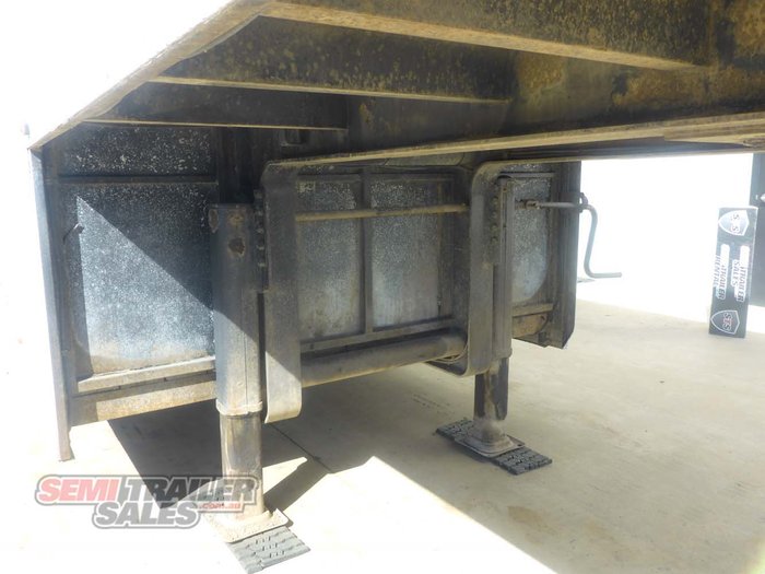 1996 Sinclair Single Axle Horse Float