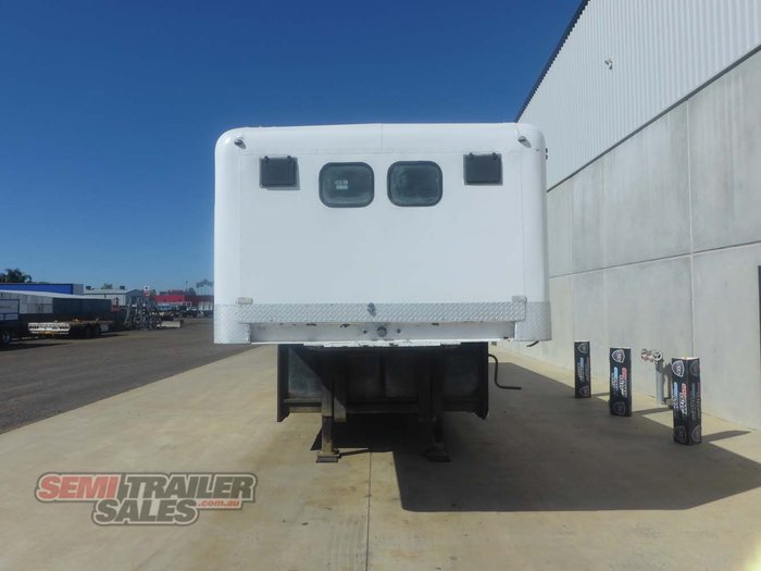 1996 Sinclair Single Axle Horse Float