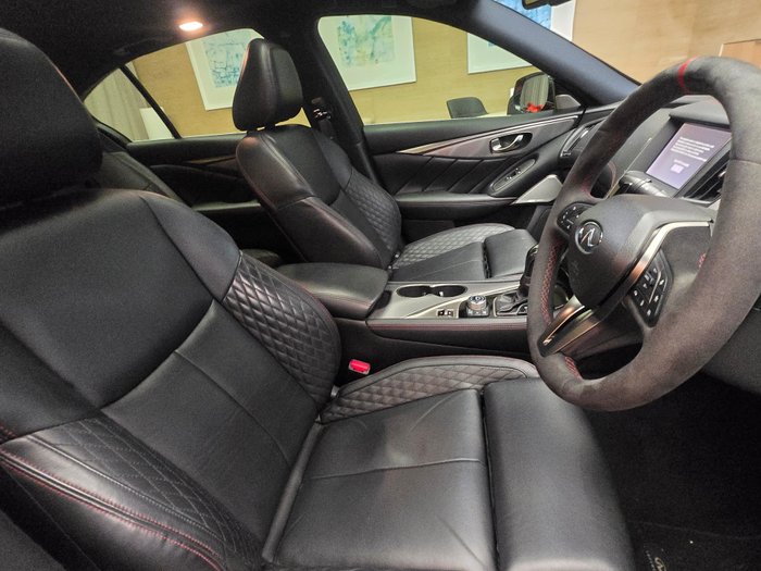 2017 INFINITI Q50 3.0tt RED SPORT