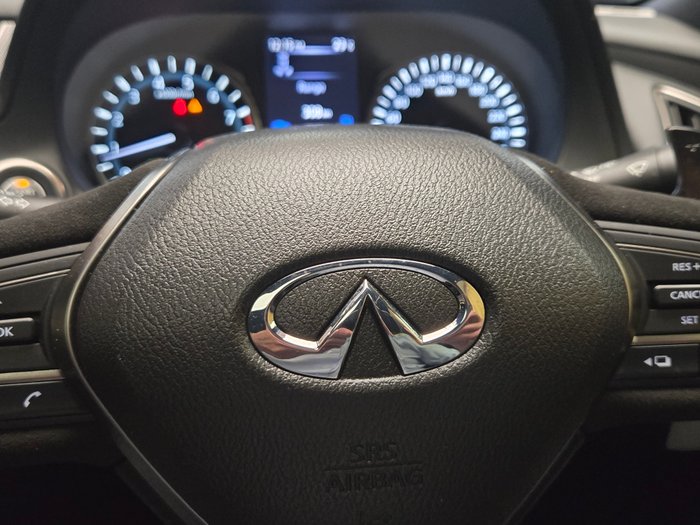 2017 INFINITI Q50 3.0tt RED SPORT