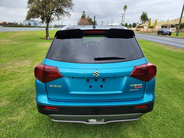2025 Suzuki Vitara Turbo Shadow