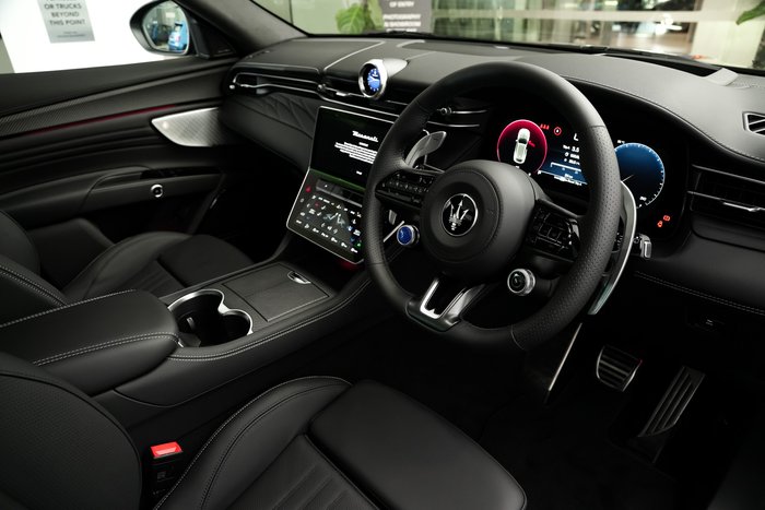 2026 Maserati Grecale TROFEO 530HP 4WD FUORISERIE-NIGHT