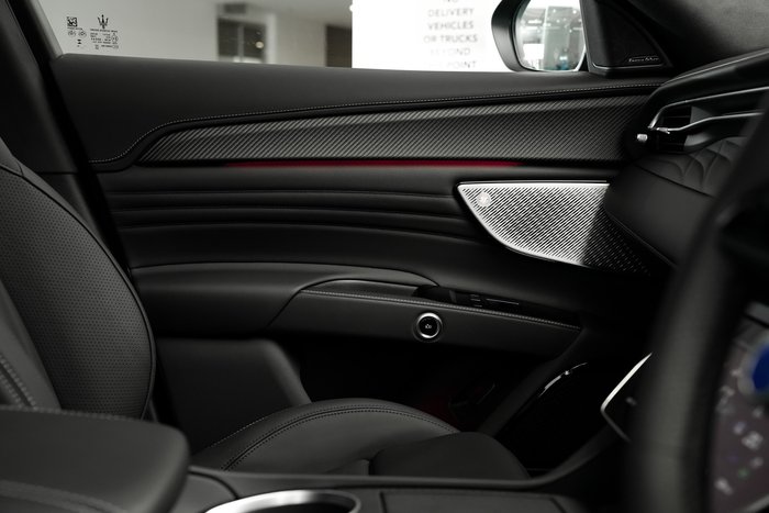 2026 Maserati Grecale TROFEO 530HP 4WD FUORISERIE-NIGHT