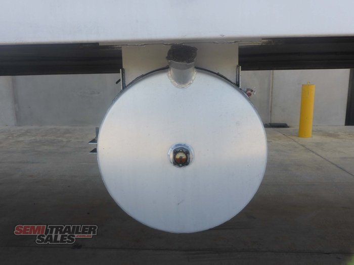 2004 FTE 22 Pallet Bogie Refrigerated Pantech