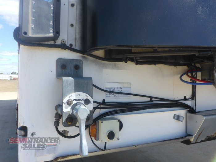 2004 FTE 22 Pallet Bogie Refrigerated Pantech