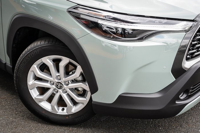 2025 Toyota Corolla Cross Hybrid GXL