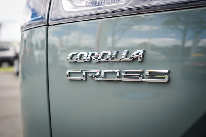 2025 Toyota Corolla Cross Hybrid GXL