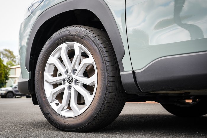 2025 Toyota Corolla Cross Hybrid GXL