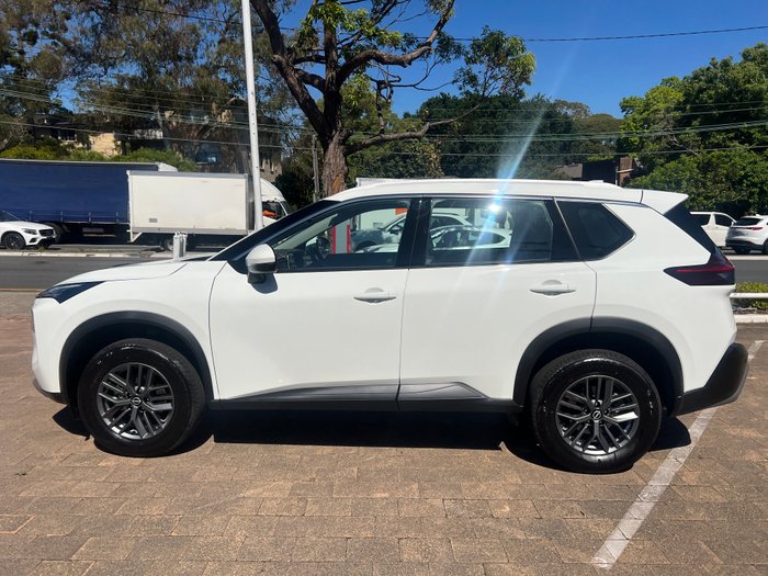 2025 Nissan X-TRAIL ST 2WD