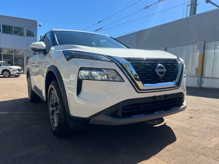 2025 Nissan X-TRAIL ST 2WD