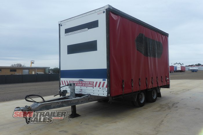 2005 Tag-A-Long Dual Axle Curtainsider Trailer