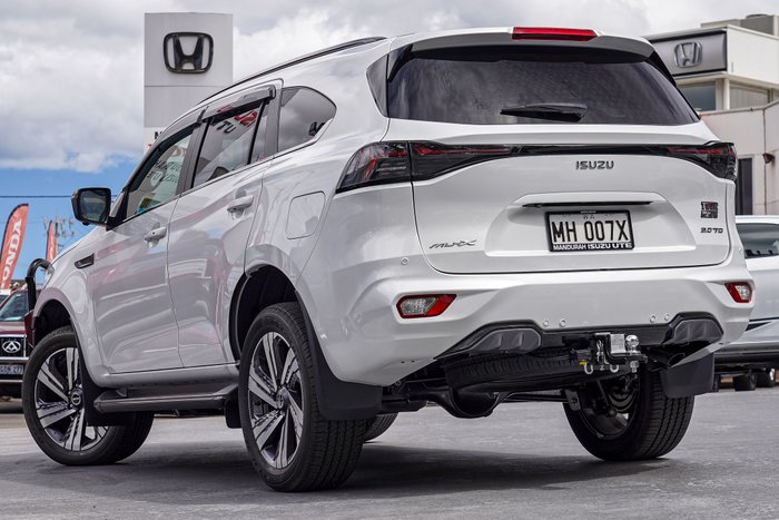 2025 Isuzu MU-X LS-T