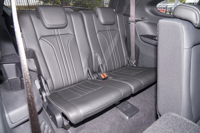 2025 Isuzu MU-X LS-T