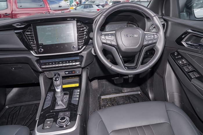 2025 Isuzu MU-X LS-T