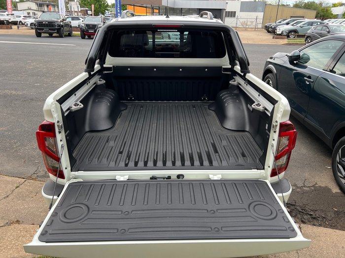 2024 NISSAN NP300 NAVARA PRO-4X