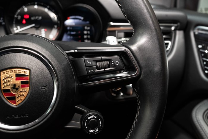 2021 Porsche Macan GTS