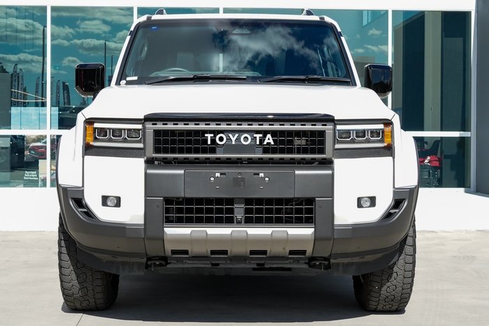 2025 Toyota PRADO