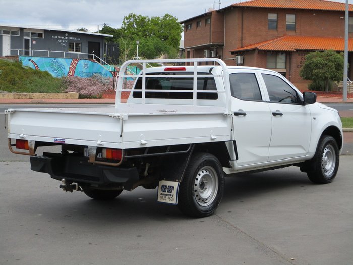 2025 Isuzu D-MAX SX