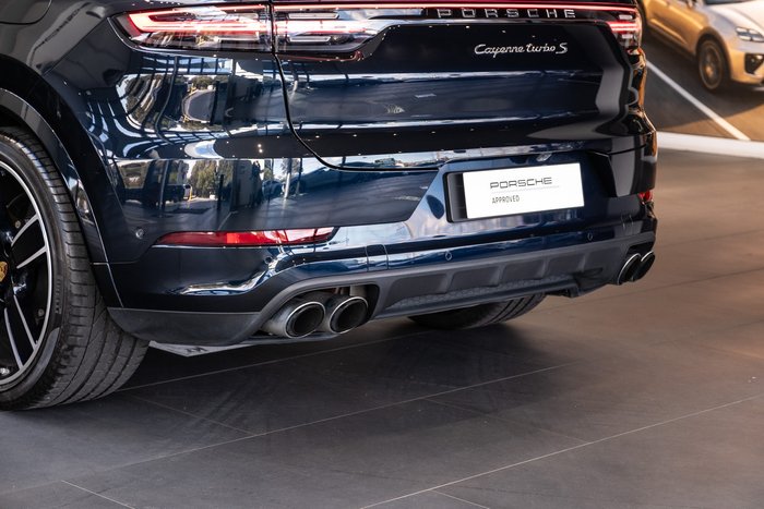 2023 Porsche Cayenne Turbo S E-Hybrid