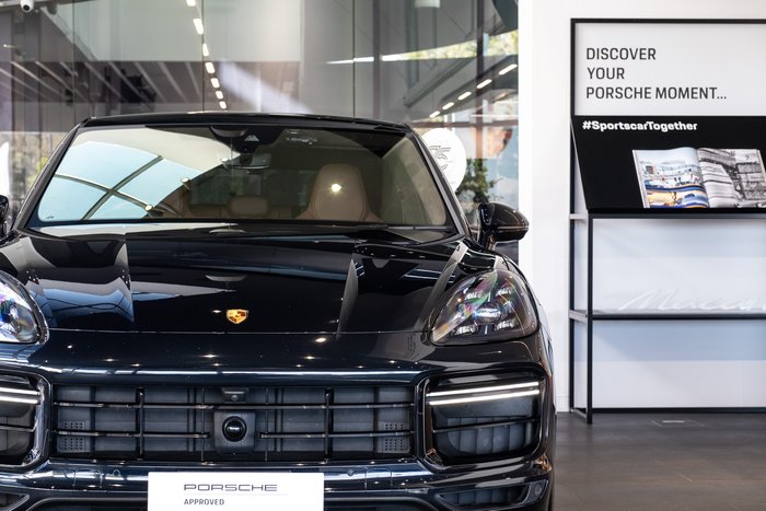 2023 Porsche Cayenne Turbo S E-Hybrid