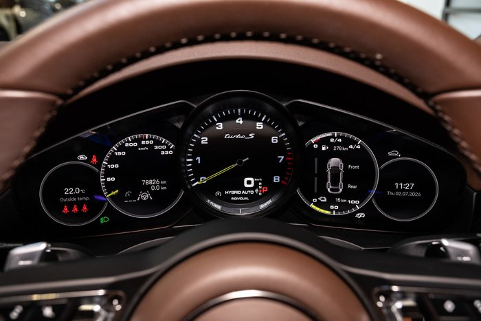 2023 Porsche Cayenne Turbo S E-Hybrid