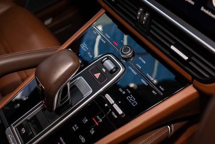 2023 Porsche Cayenne Turbo S E-Hybrid