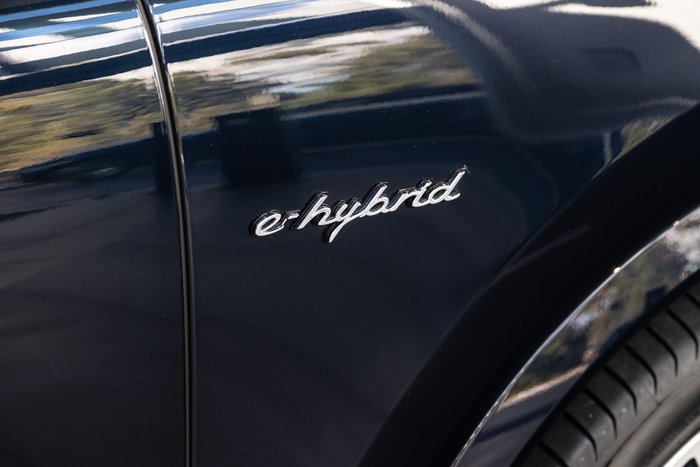 2023 Porsche Cayenne Turbo S E-Hybrid