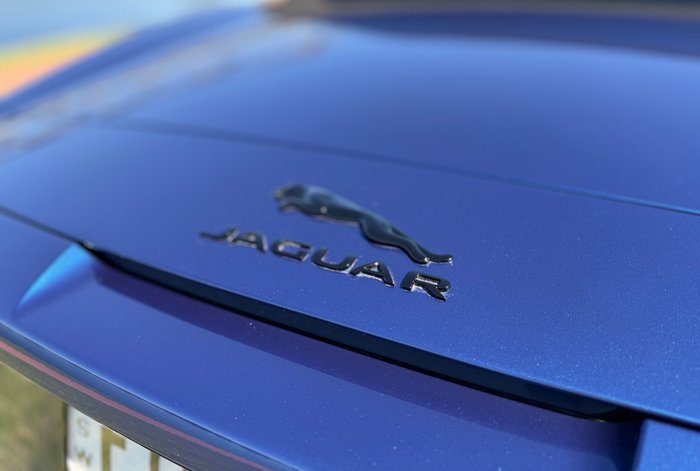 2022 JAGUAR F-TYPE P450 R-DYNAMIC RWD (331kW)