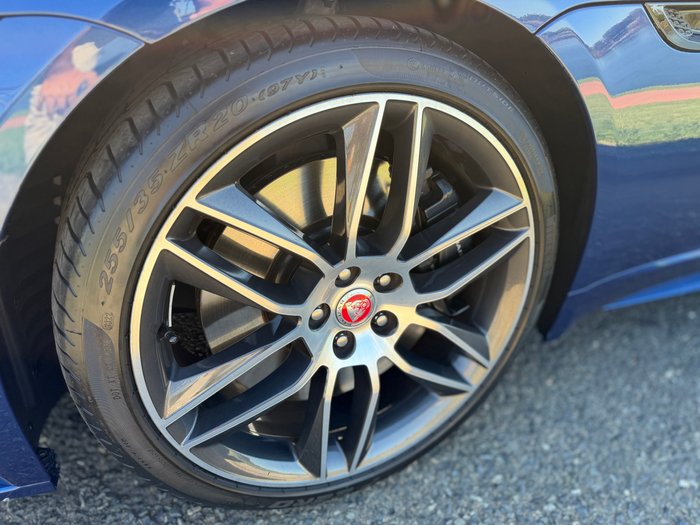 2022 JAGUAR F-TYPE P450 R-DYNAMIC RWD (331kW)