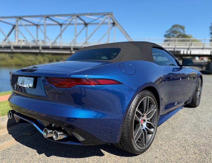 2022 JAGUAR F-TYPE P450 R-DYNAMIC RWD (331kW)