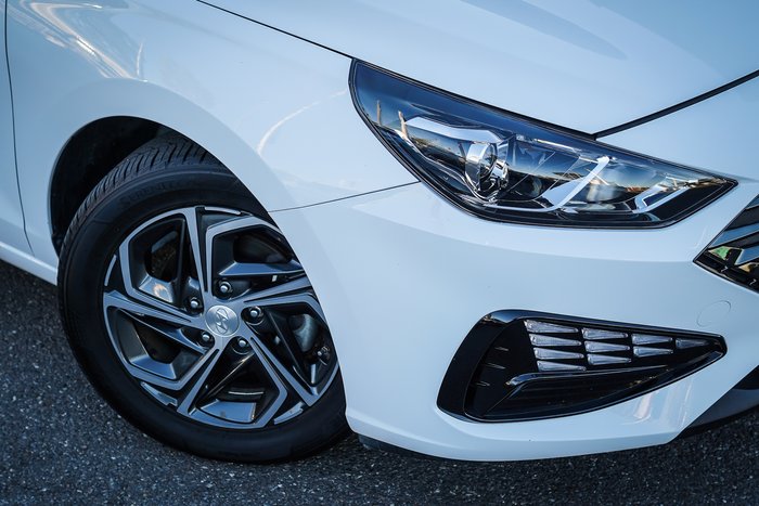 2021 HYUNDAI i30