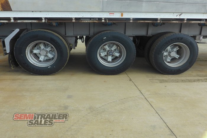 2008 Southern Cross Flat Top Extendable Semi Trailer