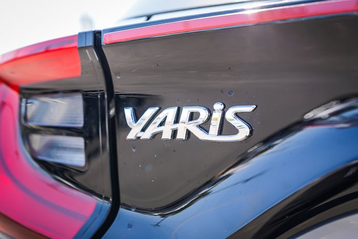 2024 Toyota Yaris HB Hybrid ZR