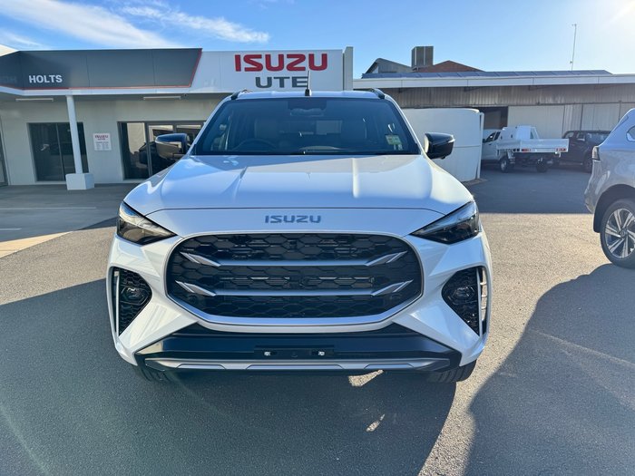 2026 ISUZU MU-X LS-T