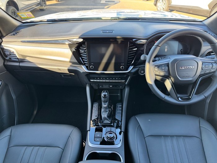 2026 ISUZU MU-X LS-T