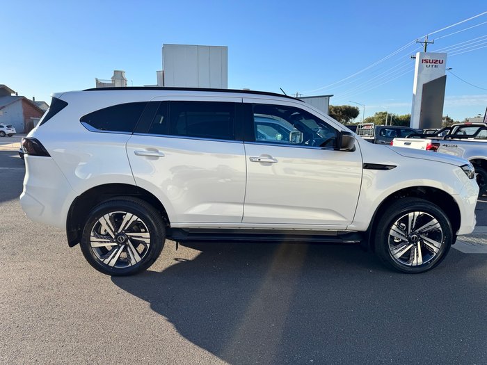 2026 ISUZU MU-X LS-T