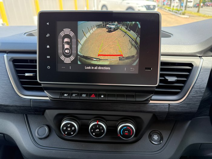 2026 Renault Trafic MY26 LWB Premium